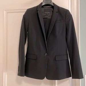 Classic black Banana Republic pantsuit in modern cut